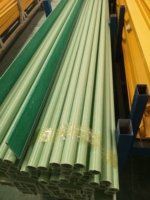 Poteau de soutien d'arbre en PRF pultrudé résistant aux UV, tube stabilisateur en fibre de verre anti-corrosion pour la fixation des jeunes arbres paysagers