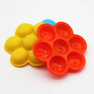 Hot selling smile face shape ice cube mold tray silicone ice block mold silicone mold for ice