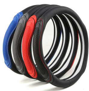 ที่หุ้มพวงมาลัยหนังสำหรับนวดแบบโค้งเว้าสไตล์สปอร์ตที่หุ้มพวงมาลัยสำหรับทุกฤดูกาลอุปกรณ์แต่งแต่งแต่งรถยนต์แบบไขว้กันทำจาก PU - Product Image 1