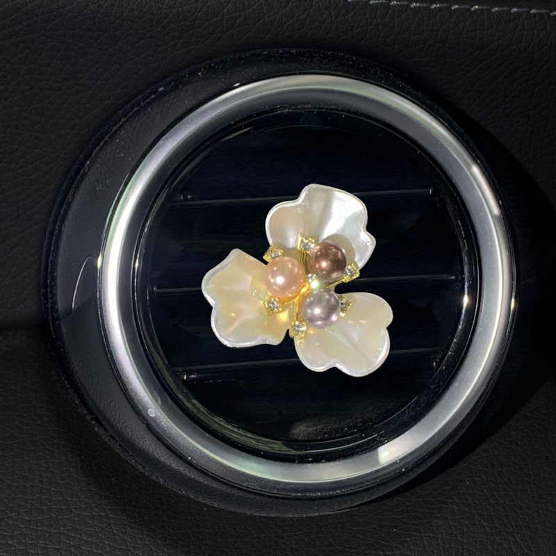 Three petal flower-colorful