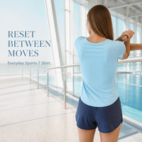 T-shirt de sport côtelé à manches courtes pour femme avec coussinets amovibles, idéal pour la gym, le yoga et le fitness, vêtement de sport féminin uni, personnalisable avec logo.