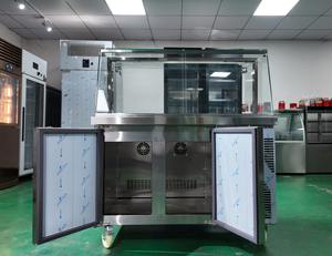 Table de préparation de salades compacte sous <span class=keywords><strong>comptoir</strong></span>, réfrigérateur à salades 2 portes, <span class=keywords><strong>comptoir</strong></span> à salades commercial en acier inoxydable pour café - Product Image 5