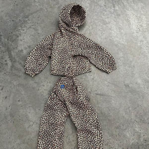 All Over Cheetah Leopard Print Thick Soft Cotton 100 Percent Hoodie Custom Mock up 500 Gsm Premium Oversized Pullover Hoodie - Product Image 2