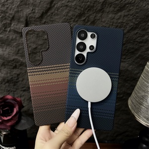 Nueva Funda Ultrafina para Teléfono con Textura de Fibra de Carbono, Magnética y con Disipación de Calor para Samsung S26 S25 Ultra S23 - Product Image 3