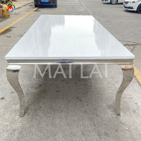 Table à manger rectangulaire en métal chromé argenté pour la fête