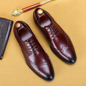Formal large-size wedding <b>shoes</b>, men's engraved brocade leather men's business <b>shoes</b> - Product Image 4