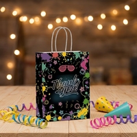 Sac en papier kraft personnalisé réutilisable et écologique avec poignée torsadée, sac en papier fluorescent portable pour emballages cadeaux et artisanat
