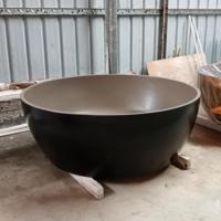 Baignoire blanche moderne autoportante à surface solide pour deux personnes Baignoire en résine de pierre artificielle de taille personnalisée