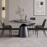 Leichter runder Luxus-Tisch aus Kohlenstoffs tahl mit minimalisti schem, modernem Haushalts-Esstisch mit kleinem High-End-Rock-Teller