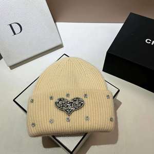 Bonnet d'hiver pour femme en fourrure de lapin tricoté avec strass, haute qualité, vente en gros - Product Image 4