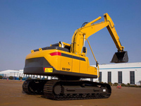 Excavatrice sur chenilles hydraulique compacte et de taille moyenne 15t E6150f en stock