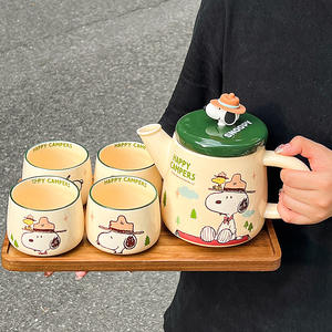 Ensemble de théière et de tasses en porcelaine de luxe Snoopys, 4 pièces, vaisselle en céramique, ensemble de théière en céramique, tasses pour cadeaux - Product Image 6