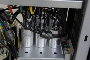 Prostar GT15 15kVA độc lập <span class=keywords><strong>UPS</strong></span> 3 giai đoạn trực tuyến 380V/400V/415V đầu ra thiết kế sàn đứng hiệu quả 95% - Product Image 6