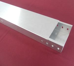 Endüstriyel ve İnşaat Kullanımı için Güneş Enerjisi Entegrasyonlu ve Kablo Döşeme Özellikli Alüminyum Alaşımlı Kablo Kanalı Sistemi - Product Image 1