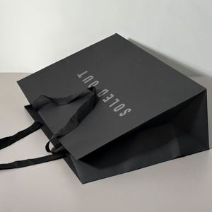 Large <b>Small</b> Medium Black Kraft Paper <b>Gift</b> Bag UV Printing Clothing & Shoes Luxury Style With Custom Logo Printing for Stores - Product Image 5