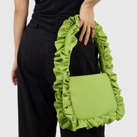 2026 Neue OEM Alltagstaugliche Wasserdichte Beliebte Gewaschene Twill-Damenhandtasche mit Rüschenbesatz Olivgrüne Unterarm-Tragetasche für Frauen