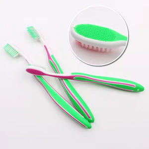 Cepillo de Dientes de Alta Calidad con Bloques de Color y Limpiador de Lengua de Goma para Hotel, Hogar, Adultos y Niños - Product Image 3