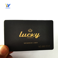 Tarjetas de Membresía Personalizadas de PVC Impermeables para Hoteles y Negocios, Tarjetas VIP CR80 con Códigos QR, Grabado Láser en Caliente, Tarjeta Dorada