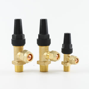 Robinet d'angle en laiton 1/2 po avec raccord NPT pour équipement de climatisation et de réfrigération - Product Image 1