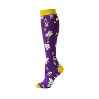 Offre Spéciale Halloween Gradué Athlétique Gris Écologique Courir Infirmière Sports Genou Haute Nylon Chaussettes De Compression