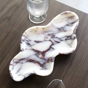 Bandeja de Frutas Irregular de Mármol Travertino Stonekocc con Patrón Art <span class=keywords><strong>Deco</strong></span> Grabado, Estilo Antiguo, Decoración para el Hogar - Product Image 3