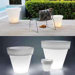 Grands pots modernes en plastique PE pour plantes et fleurs Planteur extérieur à changement <span class=keywords><strong>de</strong></span> couleur illuminé par LED État d'utilisation du sol - Product Image 3