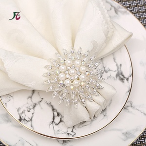 Round Crystal Napkin Ring Gold Flower Hotel Dining-table Decoration Napkin Ring Model Room Diamond Napkin Holder Ring Wholesale - Product Image 5