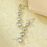 Boucles d'oreilles pendantes en acier inoxydable avec zircon incrusté et longues pampilles, pour femme, idéales pour les banquets et les rendez-vous