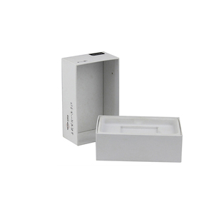 Logotipo personalizado <span class=keywords><strong>de</strong></span> papel <span class=keywords><strong>de</strong></span> lujo <span class=keywords><strong>de</strong></span> cartón caja <span class=keywords><strong>de</strong></span> embalaje <span class=keywords><strong>de</strong></span> <span class=keywords><strong>ropa</strong></span> <span class=keywords><strong>para</strong></span> el envío - Product Image 5