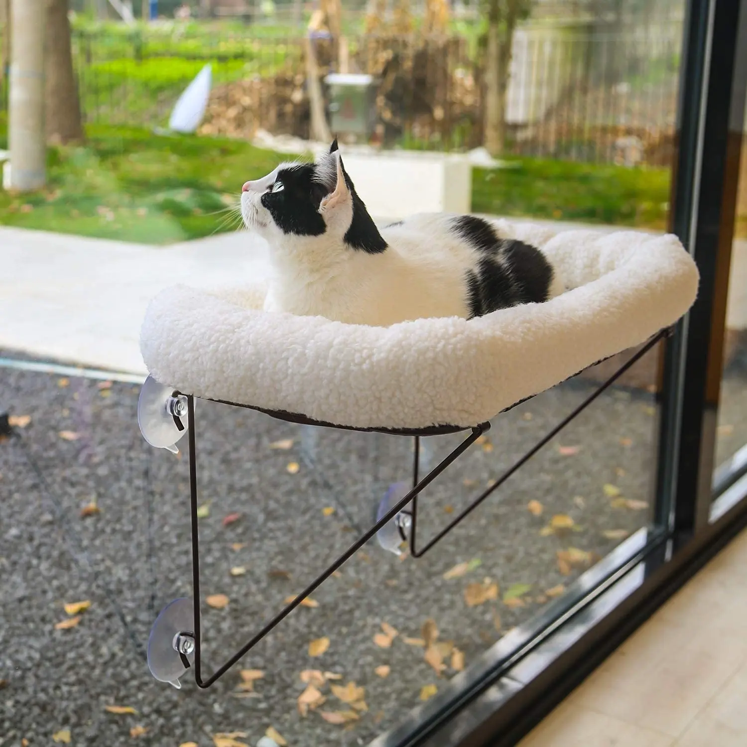 100% अबाधित कूद प्रविष्टि ताररहित बिल्ली खिड़की पर्च समर्थित धातु फ्रेम के साथ झूला बिल्ली बिस्तर खिड़की पर्च