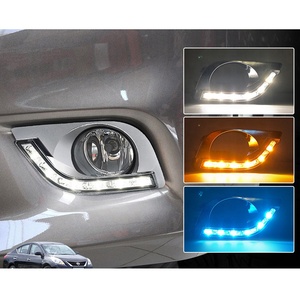 ไฟเดย์ไลท์ LED สำหรับรถยนต์นิสสัน ซันนี่ เวอร์ซา ลาติโอ อัลเมร่า ปี 2011 ถึง 2013 พร้อมไฟเลี้ยวสีขาว เหลือง น้ำเงิน และไฟตัดหมอก - Product Image 2