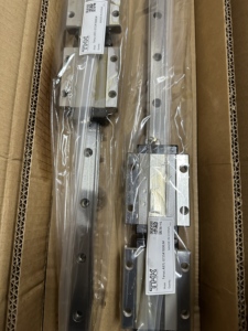 Fanuc Tornillo de bola genuino X/Y/Z Axis SBN2512XS 780mm 1045mm <span class=keywords><strong>778MM</strong></span> Clase C3 Tornillos de bola - Product Image 2
