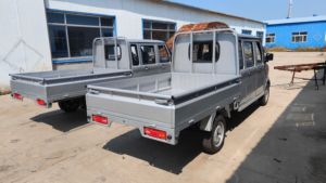 Camioneta Mini Eléctrica Ecológica de Doble Cabina y Cuatro Puertas, Estilo Familiar, Carga Eléctrica, Frenos de Disco en las Cuatro Ruedas, Alcance <100 km, 50kW - Product Image 5