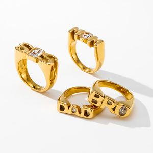 YF5188 Anillo de Acero Inoxidable con Baño de Oro de 18K, Resistente al Agua, con Circonita, Diseño Moderno y Delicado con Letras MOM <span class=keywords><strong>SIS</strong></span> para Mujer - Product Image 5