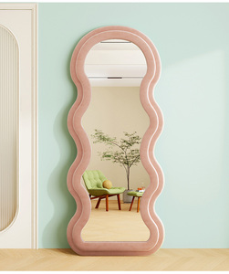 Specchio da Terra Grande con Cornice Ondulata in Flanella, Popolare su Instagram, Vendita all'Ingrosso per Soggiorno - Product Image 3