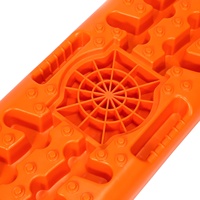 Tapis de piste de récupération 4x4 avec base de levage de cric, planches de traction de récupération tout-terrain 4WD pour la boue de sable et la neige