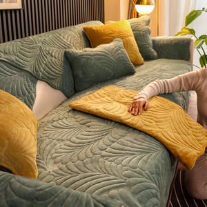 Cojín de sofá de terciopelo de leche, cojín de asiento antideslizante de invierno, <span class=keywords><strong>colcha</strong></span> acolchada moderna simple gruesa - Product Image 2