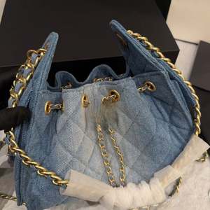 กระเป๋าถือผู้หญิงหนังแท้คุณภาพสูงระดับไฮเอนด์ กันน้ำ ความจุเยอะ สายโซ่ สไตล์วินเทจ - Product Image 6