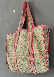 Bolso Tote Acolchado de Algodón, Diseño Artesanal, Estampados Étnicos Atemporales, Acolchado Suave, Amplio, para Viajes, Compras, Bolso de Hombro - Product Image 6