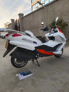 Motocicleta Scooter EU Magister con Velocidad de 120 km/h para Desplazamientos Urbanos, Combinando Estilo y Practicidad - Product Image 2