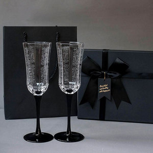 Set Regalo Premium di Calici da Champagne Vintage Francesi Stile Cigno Nero per <span class=keywords><strong>San</strong></span> <span class=keywords><strong>Valentino</strong></span>, Bicchieri Ottagonali con Stelo in Stile Antico - Product Image 3