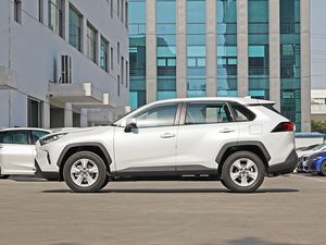 Voitures d'occasion bon marché à succès - <span class=keywords><strong>RAV4</strong></span> 2.0L Essence CVT 5 places SUV FWD/AWD R18 Cuir Caméra 360 - Product Image 3