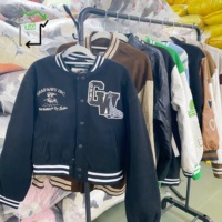 Grosir Jersey Baseball Bekas Wanita Pakaian Bekas Cina Merek YIJIAYI Grade Campuran Warna Poliester/Katun Kualitas Tinggi