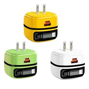 Chargeur rapide GaN 65W 3-en-1 avec ports USB Type-C, adaptateur secteur PD 25W USB-C et câble rétractable pour iPhone 17 <span class=keywords><strong>Samsung</strong></span> - Product Image 1