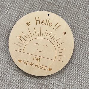 Cartes de jalons mensuels et signes d'annonce de naissance en bois perforé gravé double face - Product Image 3