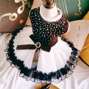 Vestido para mascotas, falda de poliéster con puntos blancos y negros, estilo vestido de novia para las cuatro estaciones, para perros y gatos - Product Image 2