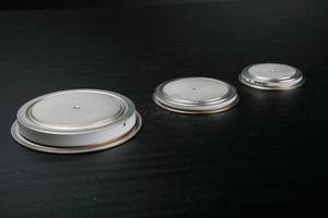 Diodo de Soldadura CENEXE ZP7100/06 - 600V 7100A de Montaje Superficial para Soldadora de Resistencia, Aplicaciones de Alta Corriente - Product Image 5