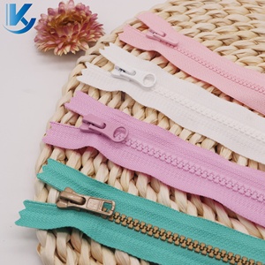 Chất Lượng Cao Cho Nhựa Close-End Dây Kéo OEKO-TEX100 Chứng Nhận Tự Động Khóa Thanh Trượt Tùy Chỉnh Màu Sắc Và Răng Nhà Máy Bán Hàng Trực Tiếp - Product Image 1