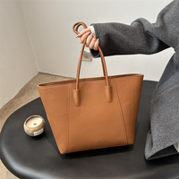 Tas Tangan Besar Chic untuk Wanita, Tas Selempang Desainer Fashion, Tas Jinjing, Tas Kulit Besar Model Terbaru