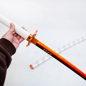 ดาบนิชิริน rengoku kyojuro Katana 102ซม. ดาบคาร์บอนสามารถส่องแสงใบมีดอะนิเมะคอสเพลย์ของสะสม - Product Image 4